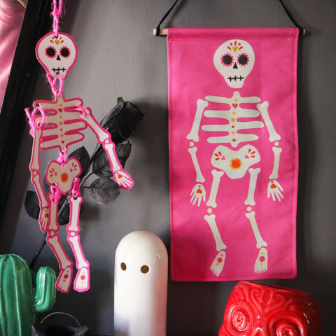 Skeleton-Decoration-Free-Download-And-Wall-Hanging