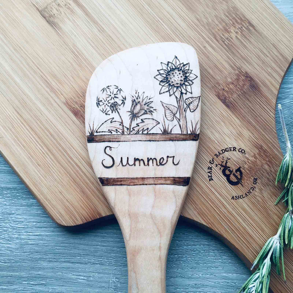 Kitchen Decor and Supplies Bee Wooden Spoons Spatula Set Bee Themed Cooking  Utensils Non Stick Carve Spoons Burned Cookware Kitchen Gadget Kit