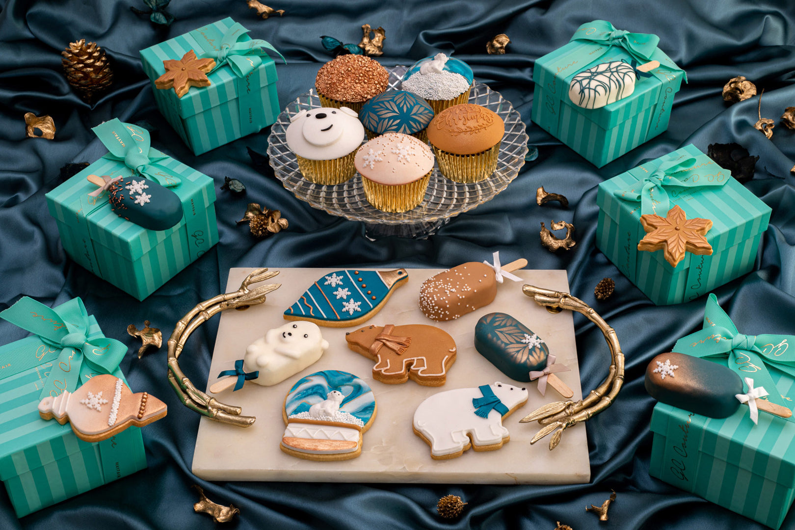 luxury christmas cookies and cakes