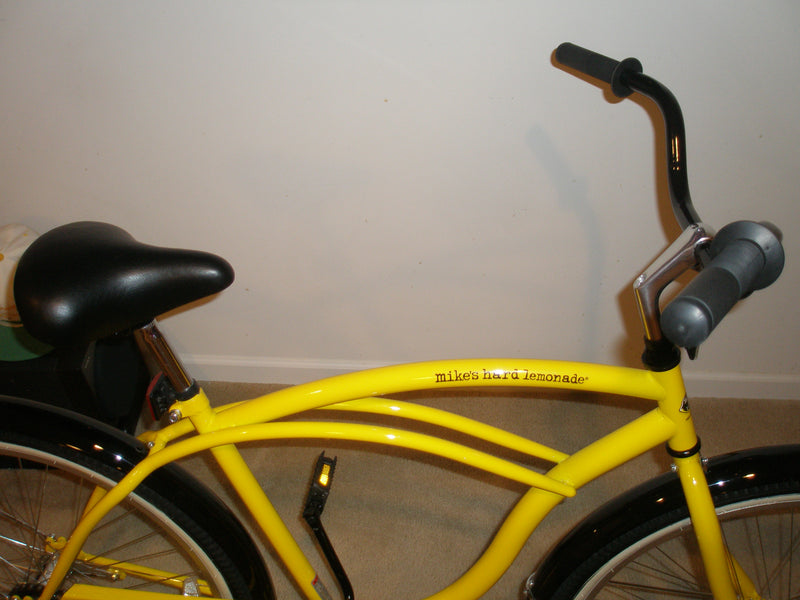 mikes hard lemonade beach cruiser