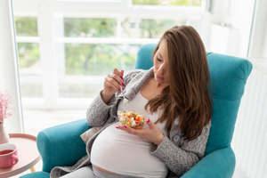 A healthy plant-based diet is good for pregnant and breastfeeding women.