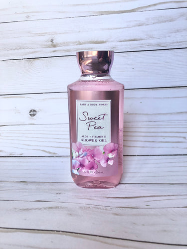 Bath and Body Works / バスアンドボディワークス】 Shower Gel - ROSE