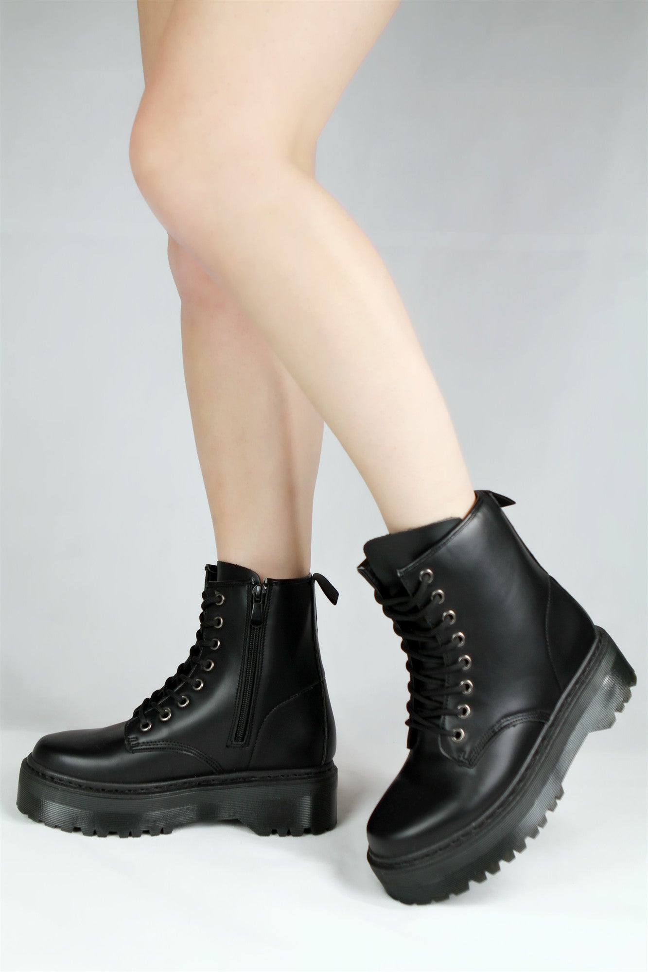 organza perfume boots