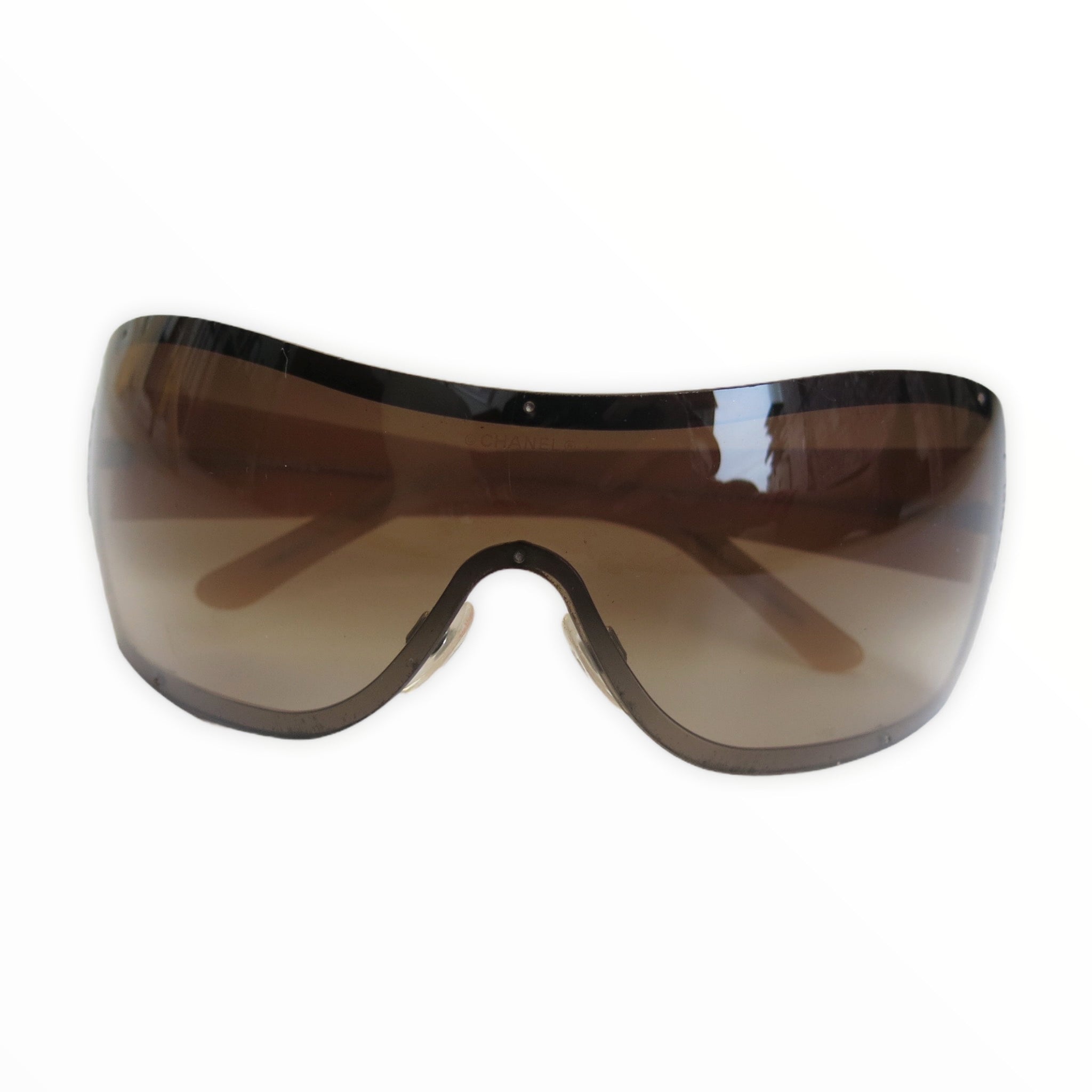 Sunglasses Chanel Silver in Metal  30255642
