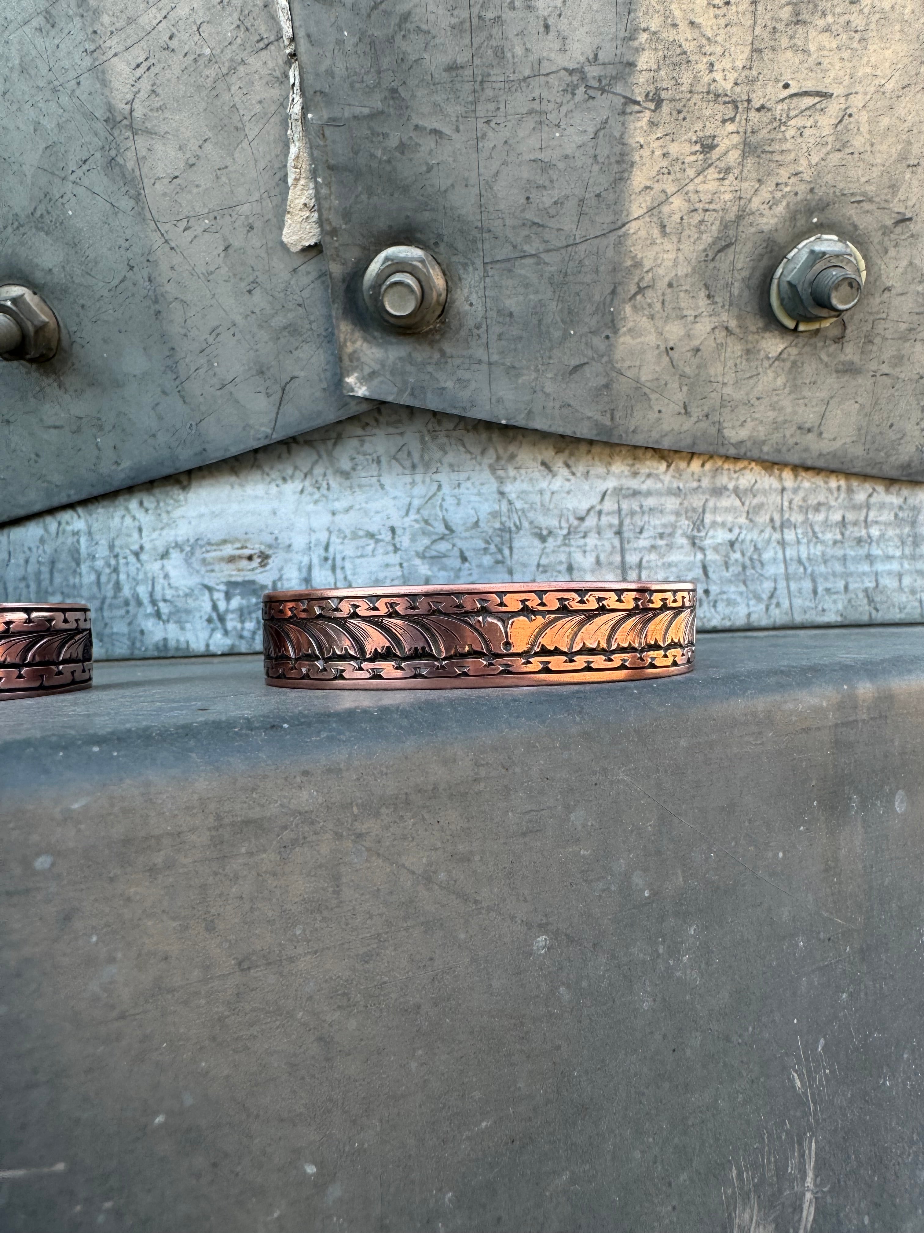 Carlos Cuff with Leaves