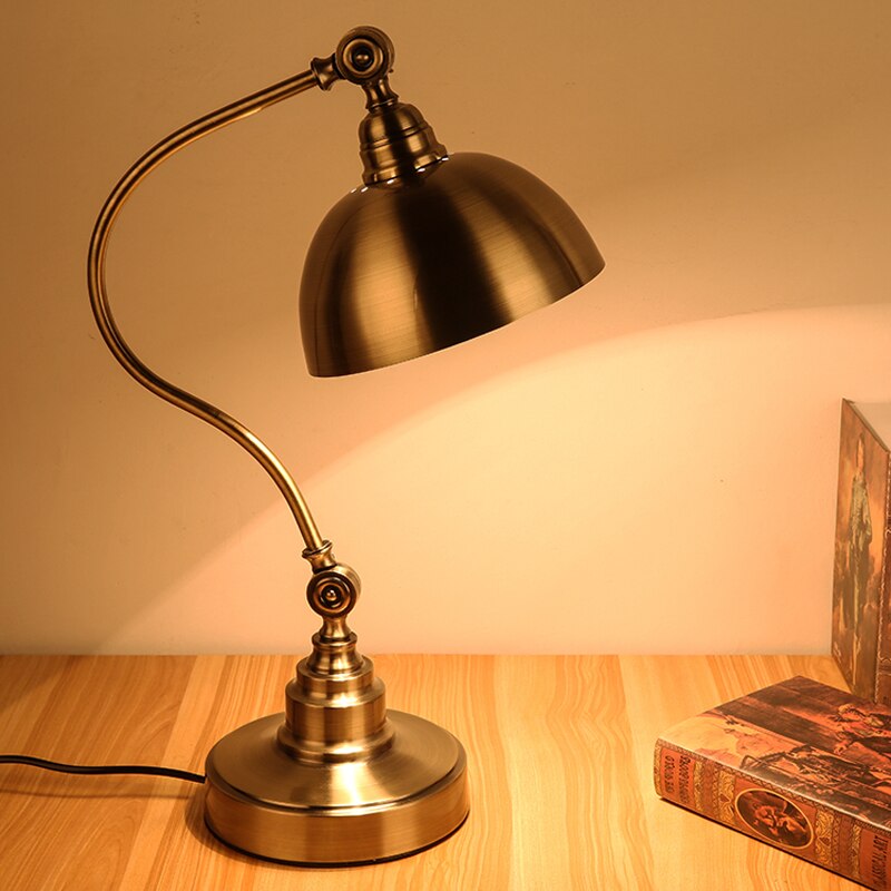 Petite Lampe De Bureau Vintage - Éternel Vintage