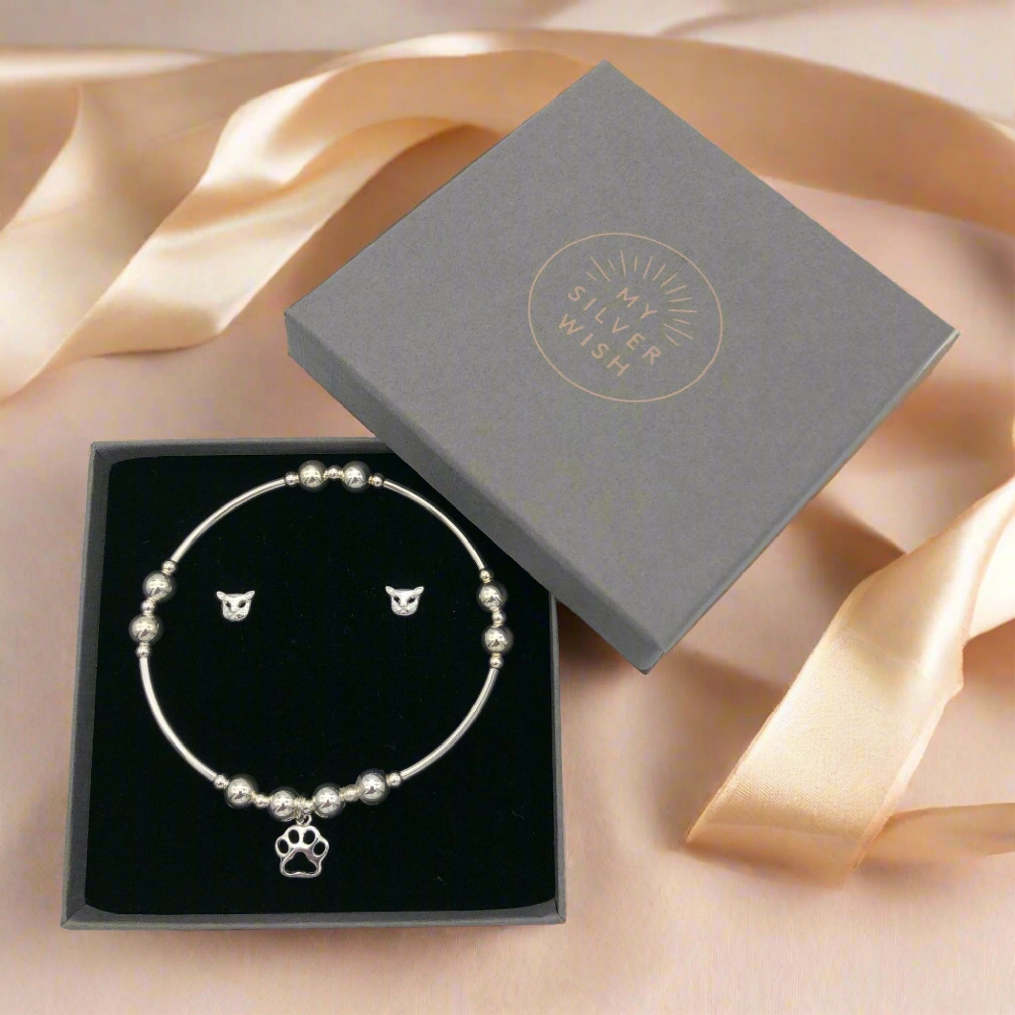 Wholesale Led Black Big Necklace Set Jewelry Gift Box for Wedding, Bir –  The Jewellery Pak
