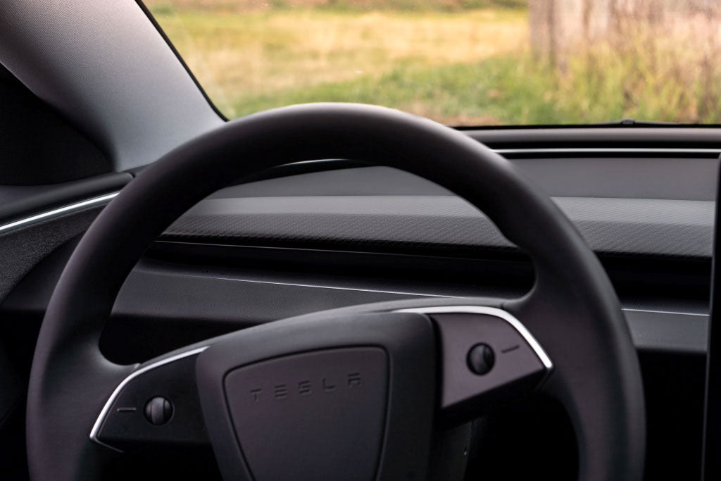 Steering wheel of a Tesla Model 3 Highland