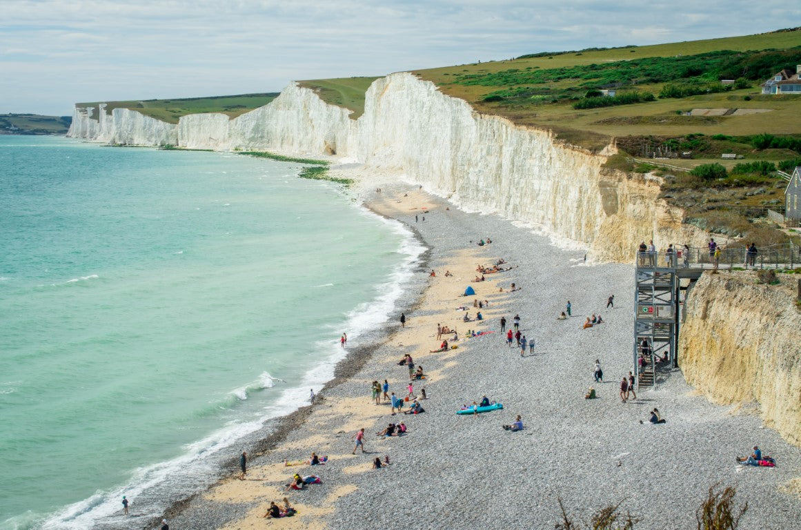 Seven-Sisters-National-park-white-cliffs-beach-ocean-East-Sussex-England