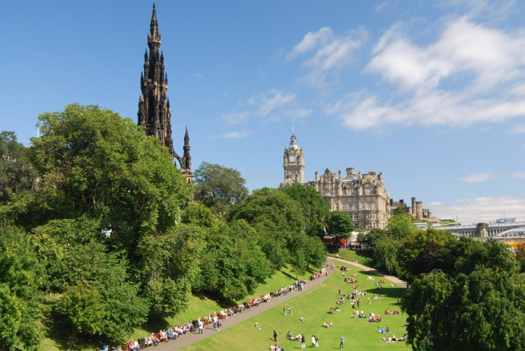 The Essential Edinburgh Travel Things to Note