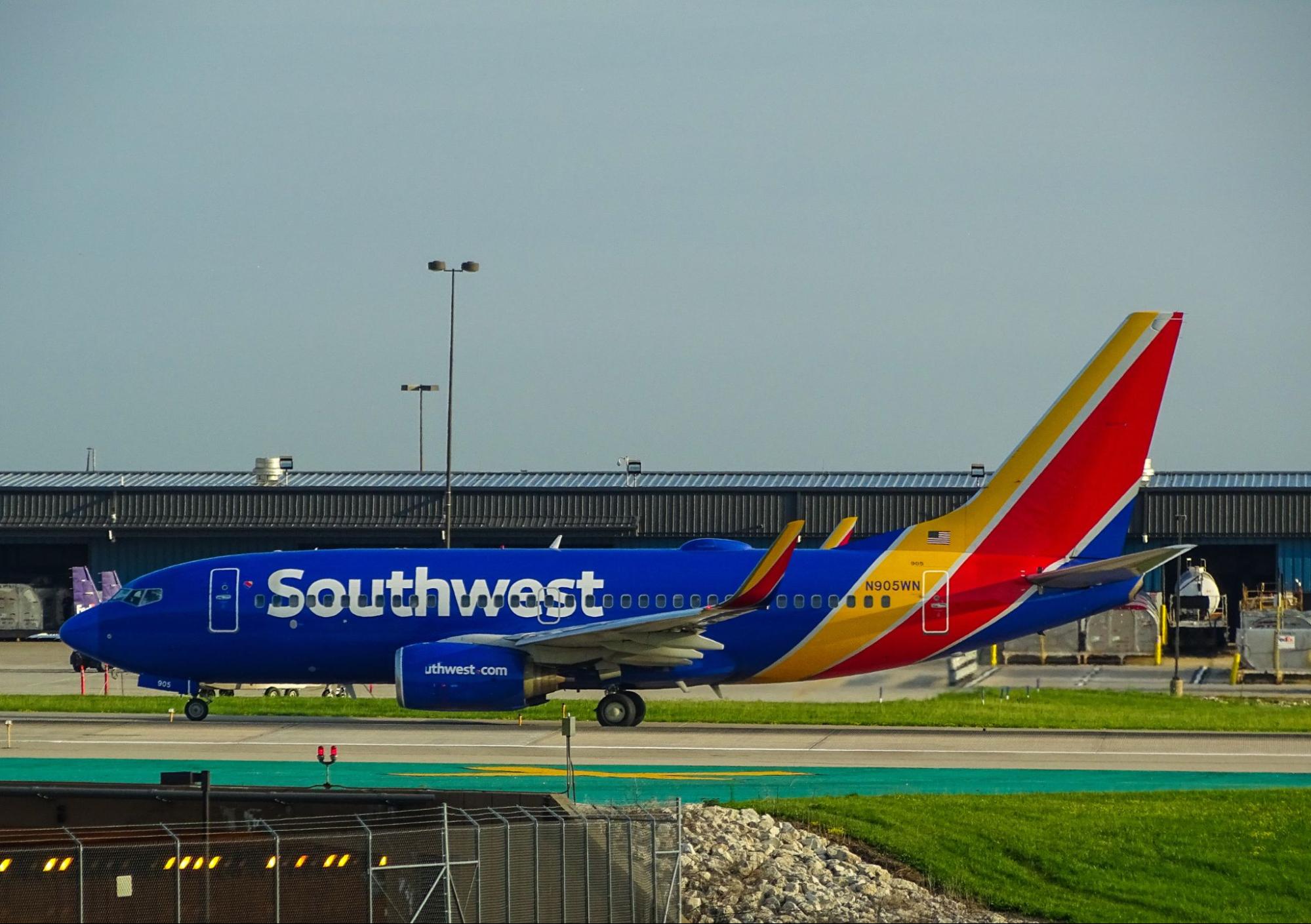 Southwest Airlines - 2024 Carry-on Bag, Baggage Allowance and Fees |  CABINZERO