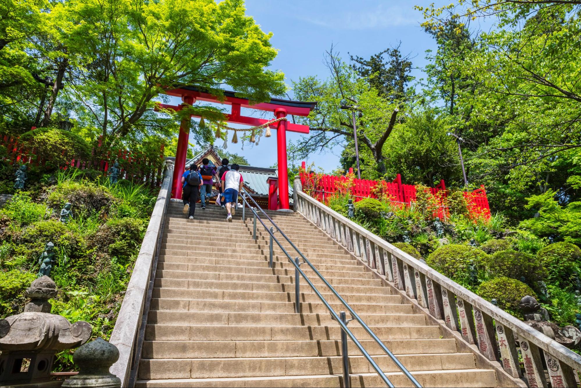 Best day hikes in Japan - CabinZero