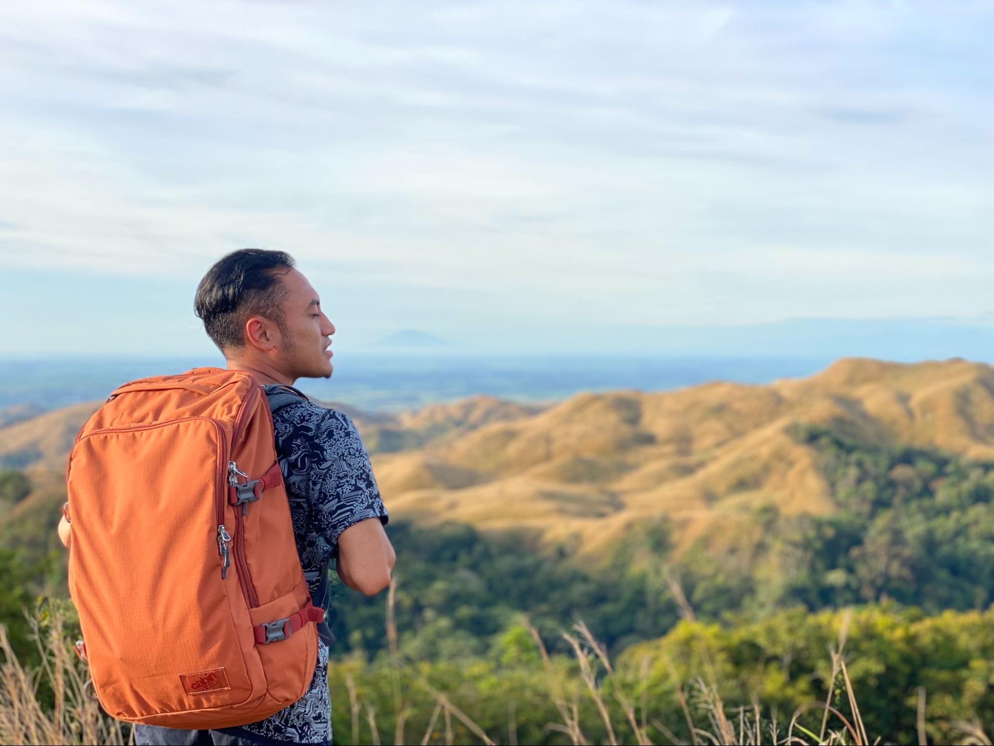 How To Choose A Backpack - CABINZERO