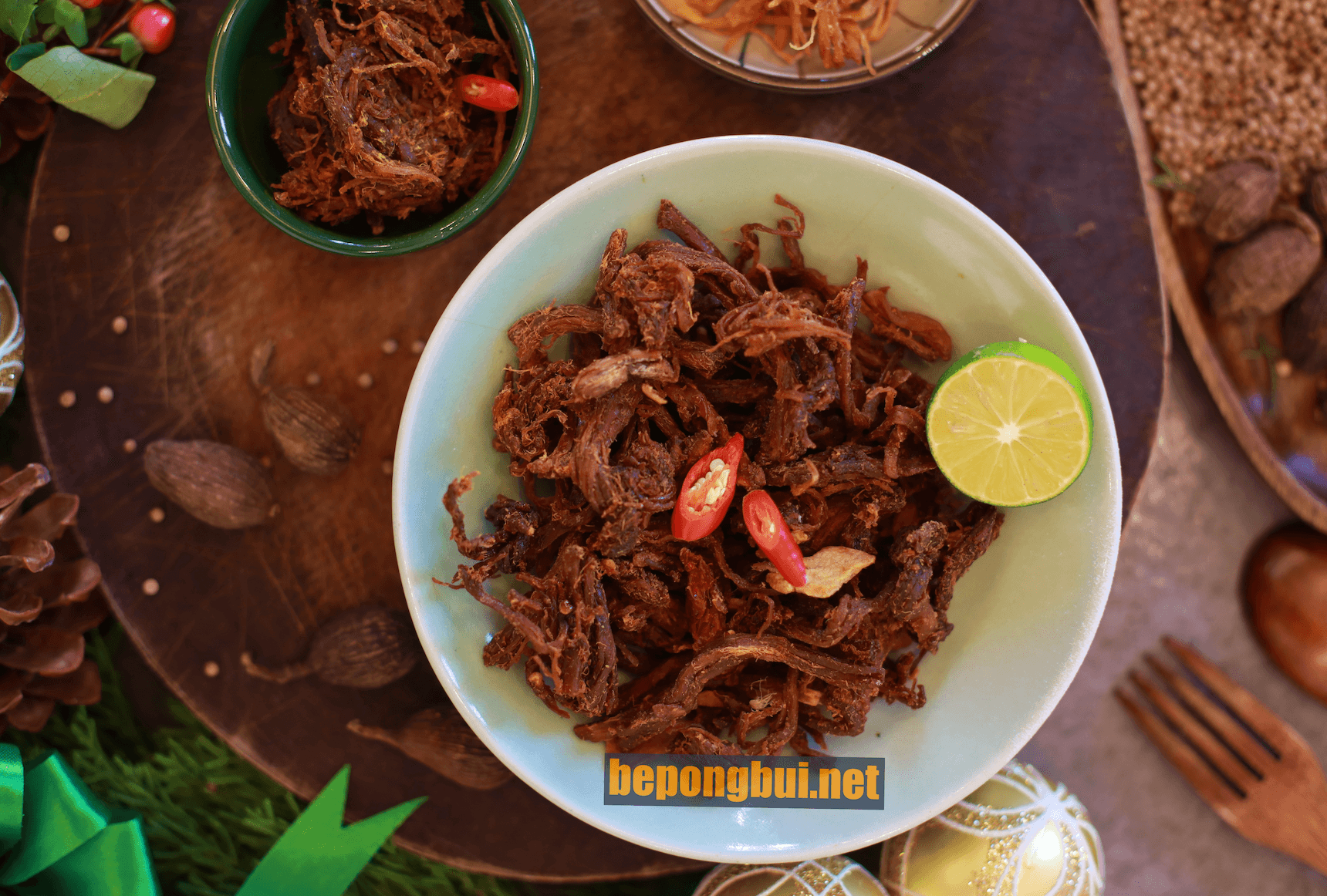 Heo Sấy Tỏi Cay (spicy GARLIC PORK JERKY)