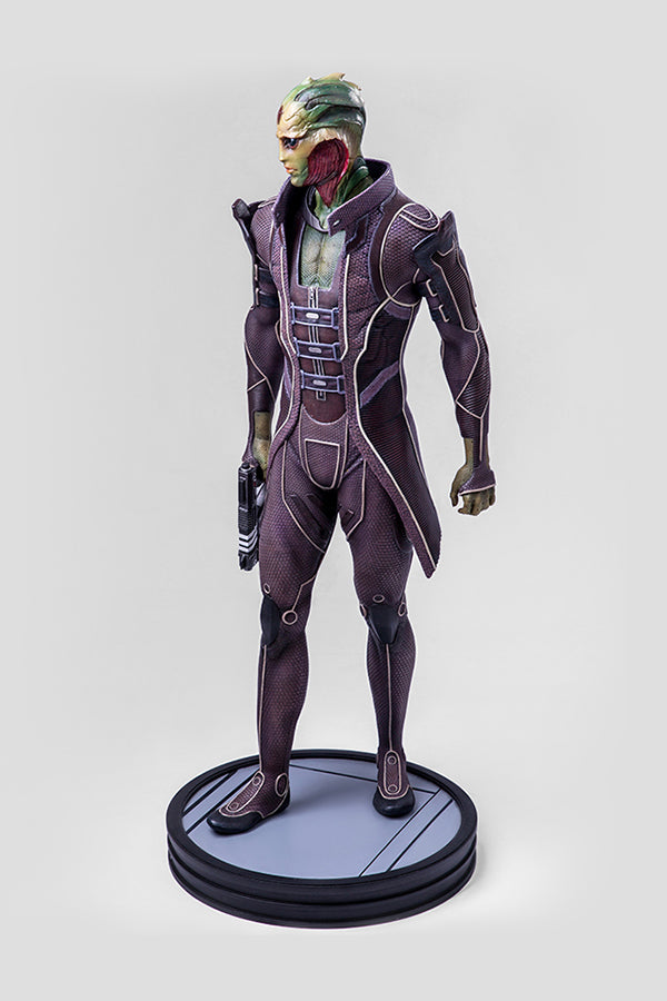 mass effect statue