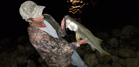 Night time snook fishing with swimbait