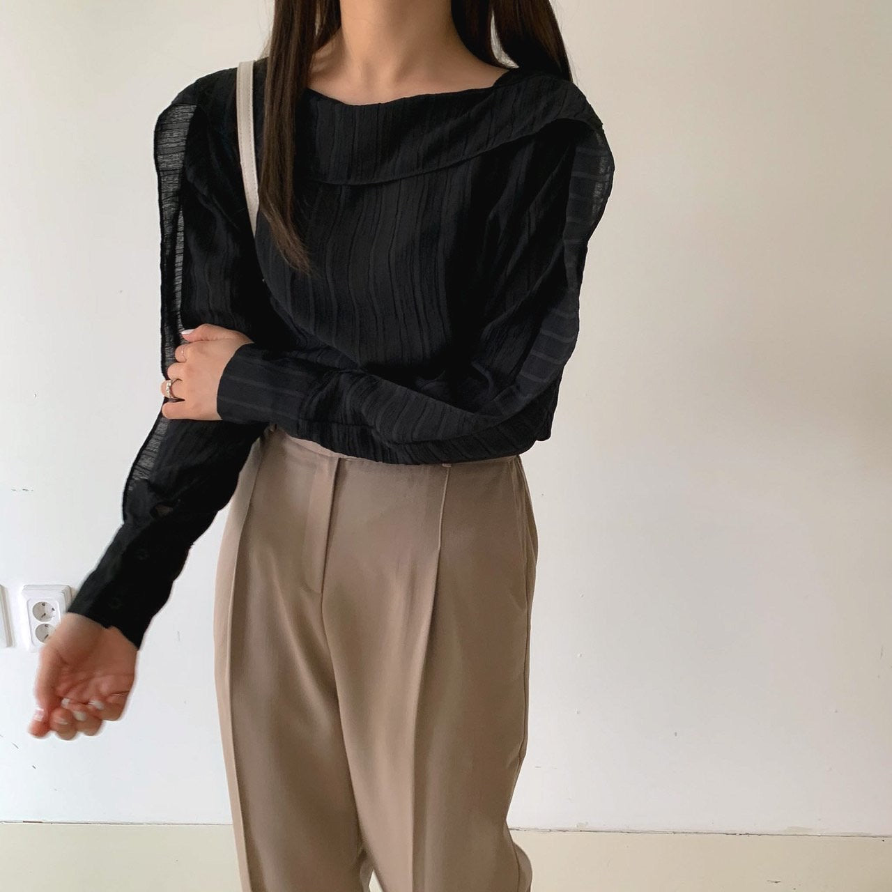 tulip frill blouse Korean fashion online store ootd