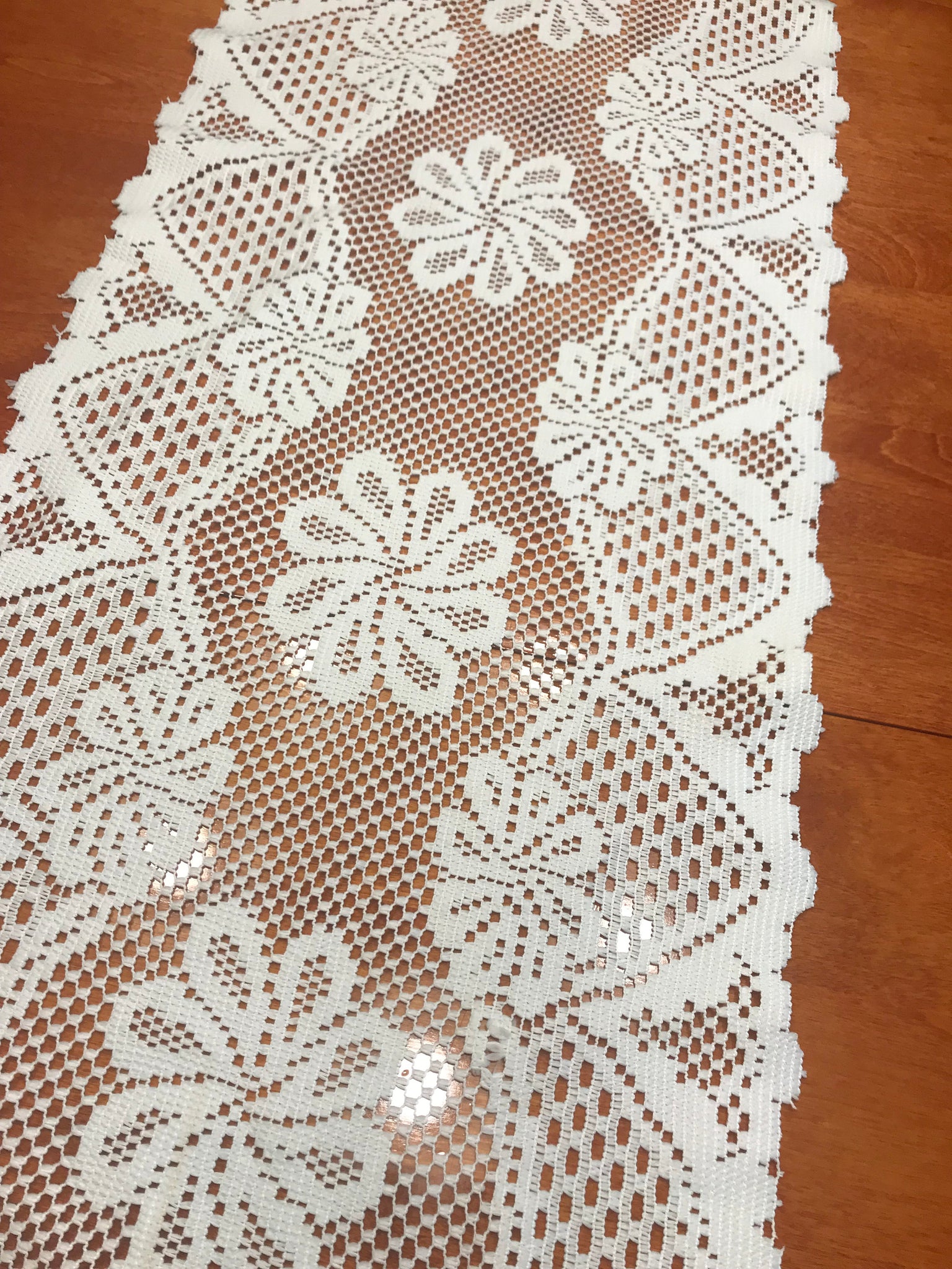 Vintage White Lace Table Runner Dresser Scarf Vintage Linens