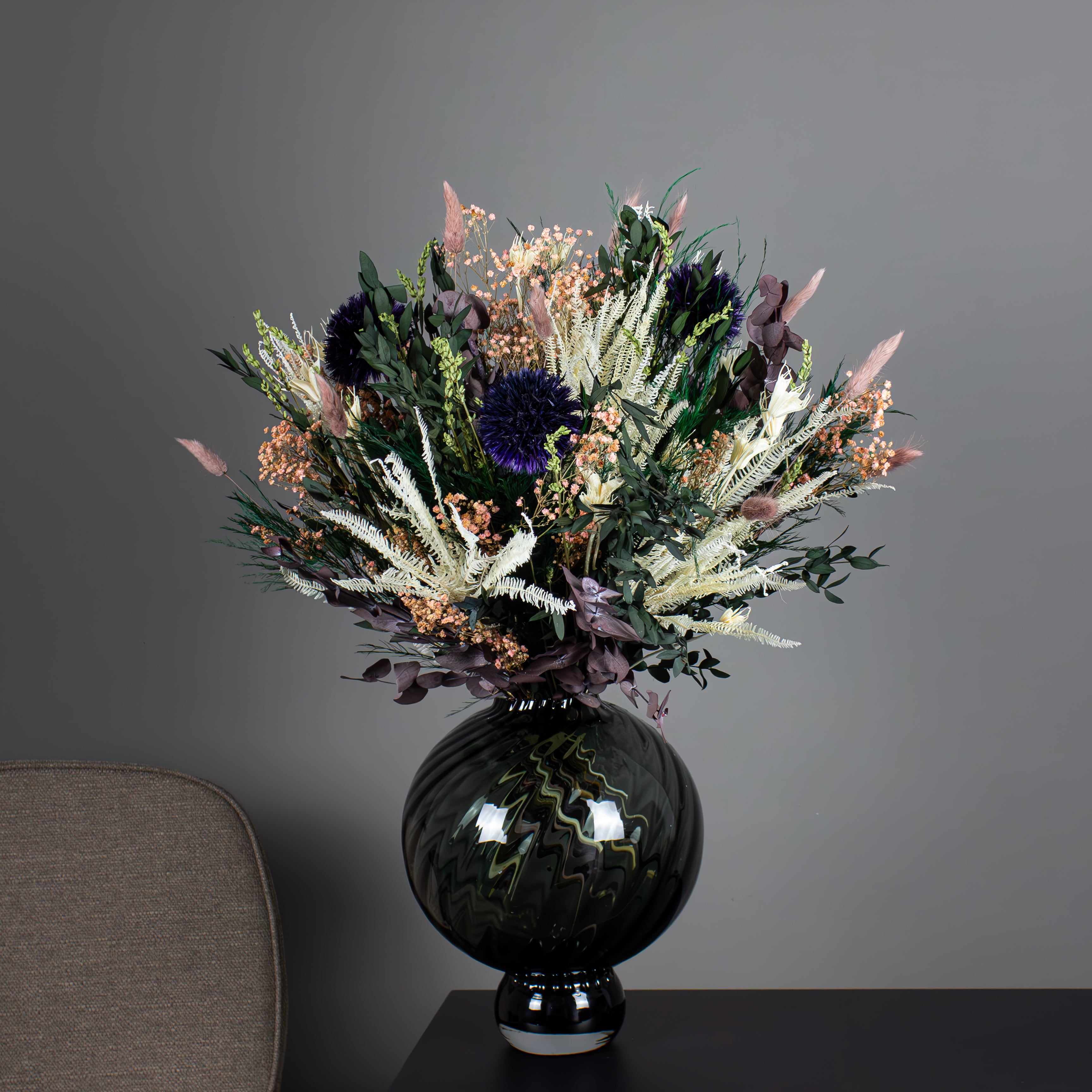 Billede af Living Flowers | Bare Fordi - Tørret Blomsterbuket - Luksuriøs, Højde: 55-60 cm- Evighedsblomster / Evighedsbuket