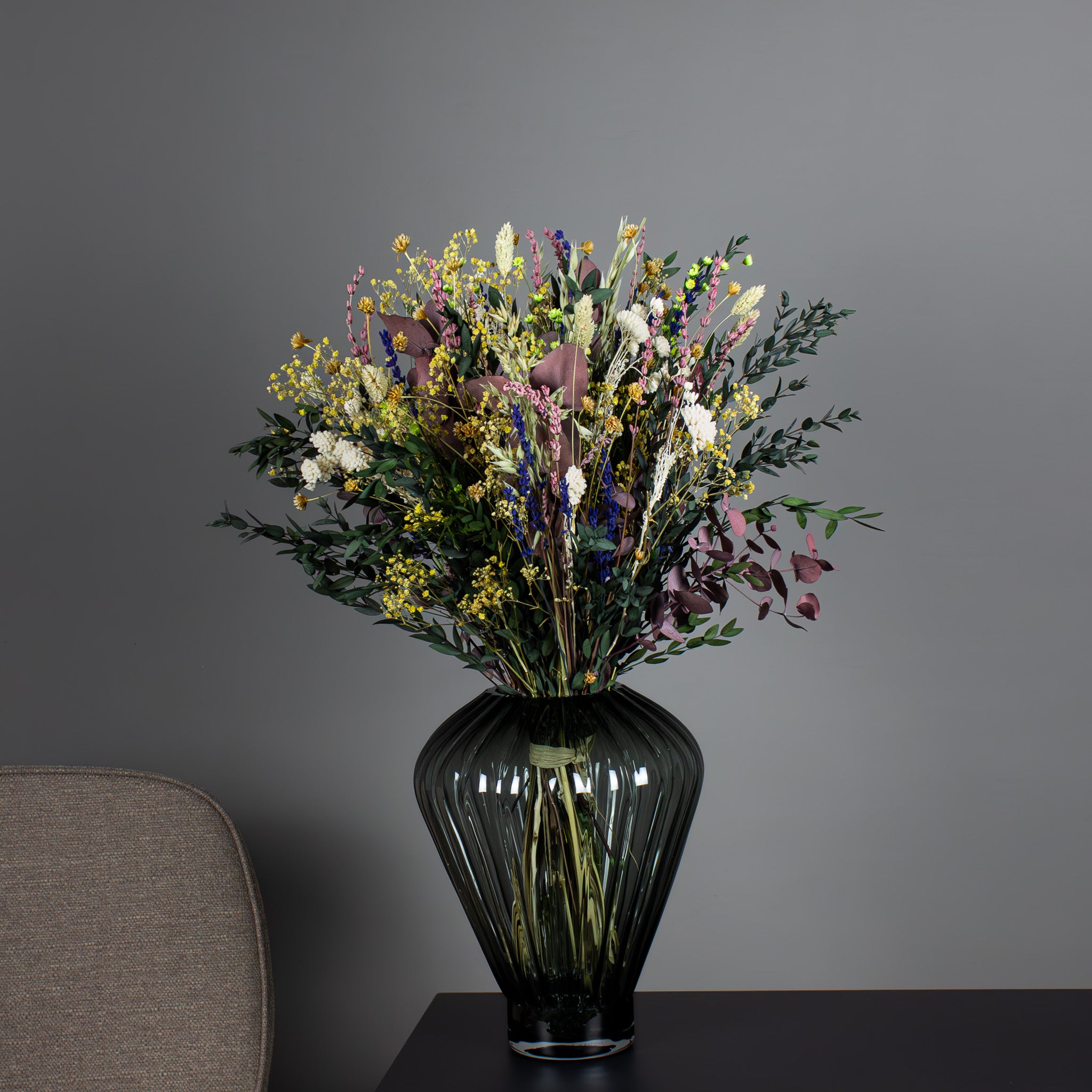 Billede af Living Flowers | Blomsterleg - Tørret Blomsterbuket - Naturligvis, Højde: 50-55 cm- Evighedsblomster / Evighedsbuket