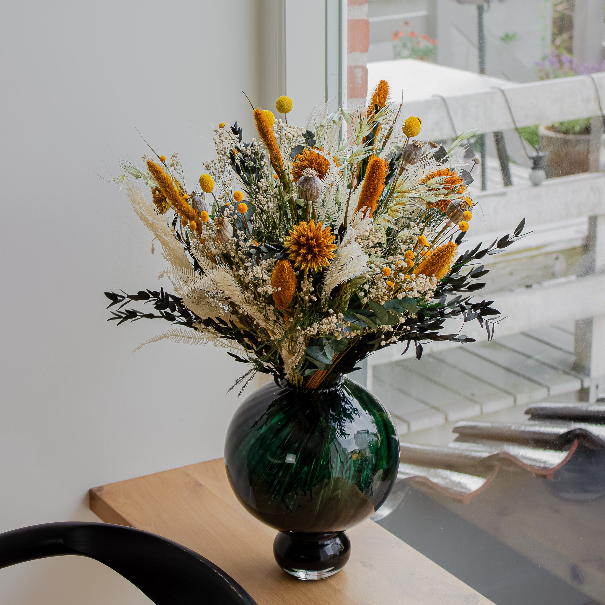 Se Living Flowers | Meadow Swirl Vase Medium - Grøn hos Livingflowers.dk