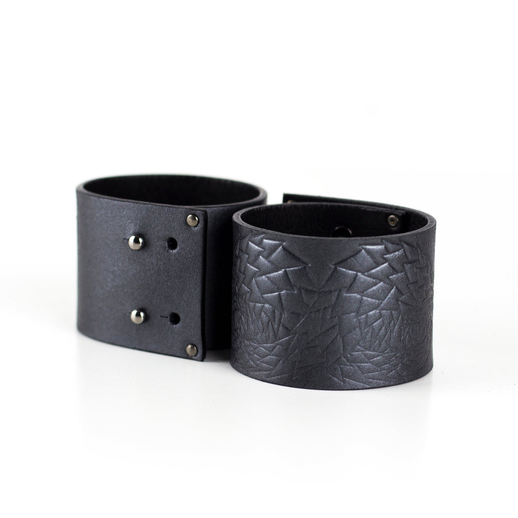 Hidden Pocket Bracelet Black Leather Studded Cuff Mad Max -  Hong Kong