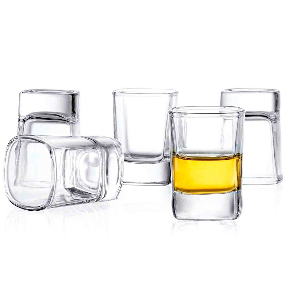 JoyJolt Saga Crystal Liquor Glasses - Cordial Glasses Made in  Europe - 1.5 oz / 50 ml Absinthe Glass - Set of 4 Liqueur Glasses for  Absinthe, Aperol, sherry or