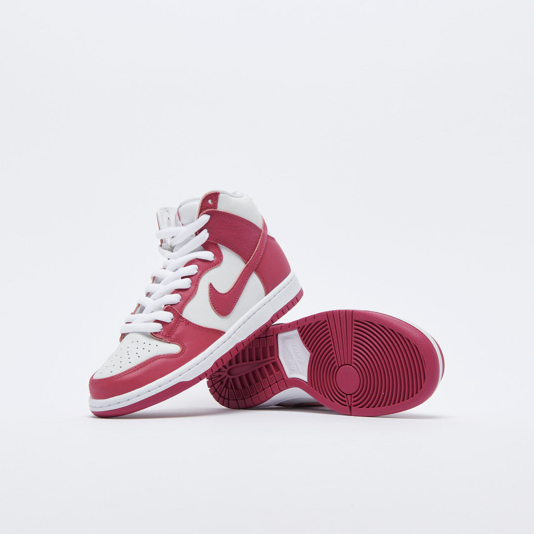 nike sb dunk sweet beet