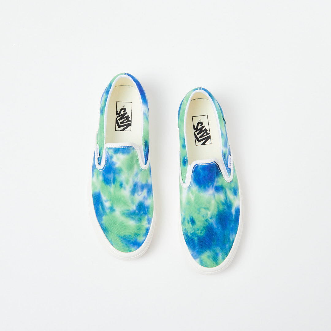 vans classic slip on tie dye