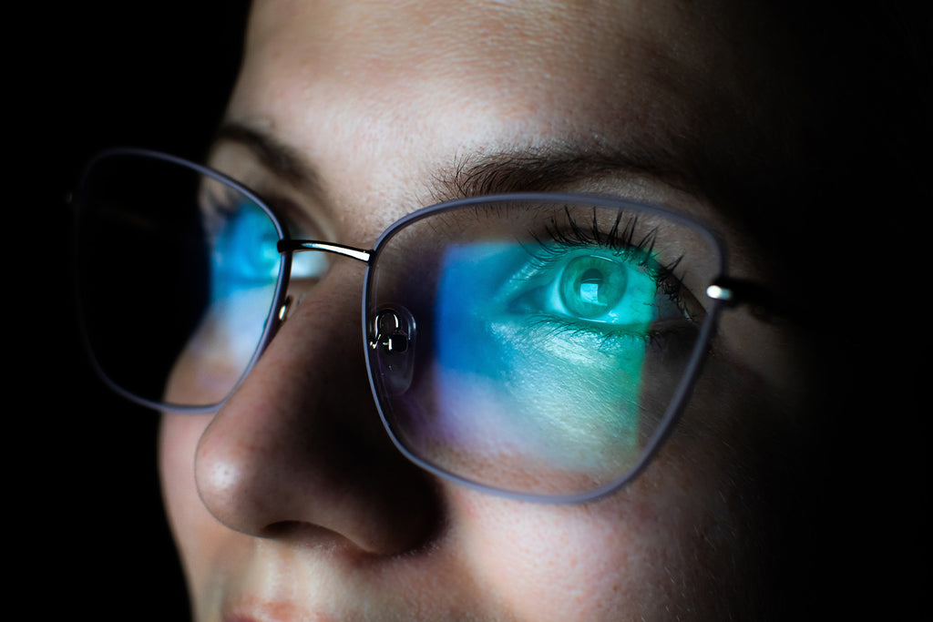 How To Protect Eyes From Blue Light: 5 Ways