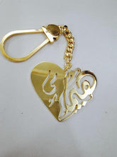 Load image into Gallery viewer, Keychain - 2 name Custom heart
