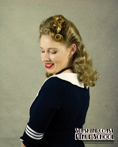 1940s tight curl set