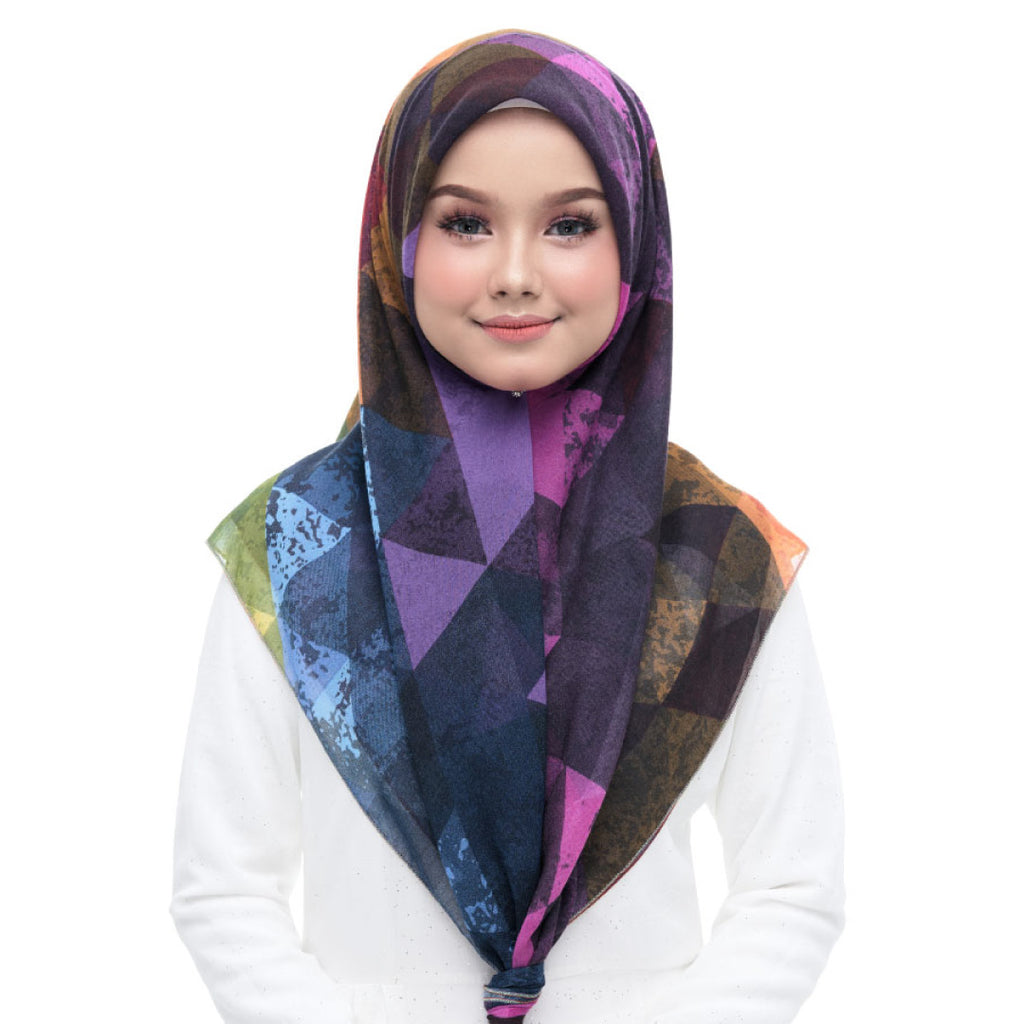 Diva Scarf - Triangle Love