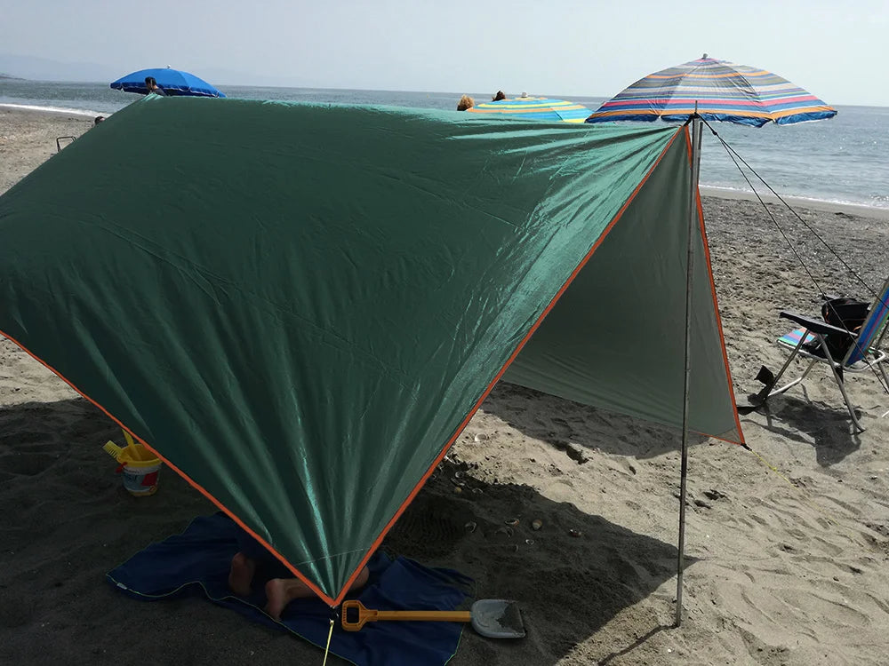Toldo Impermeável Para Cobertura em Área Externa: Seu refúgio durável e versátil contra chuva e sol durante suas aventuras ao ar livre