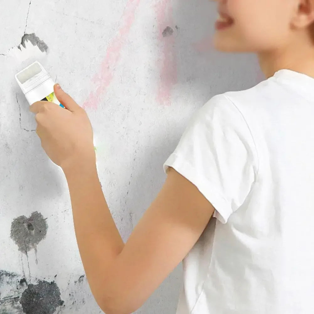 Renove a pintura da sua casa ou apartamento com o Pincel de Rolo para Pintura de Látex. Fácil de usar e com acabamento uniforme