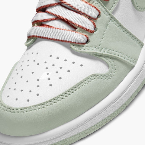 SNEAKERS EXCLUSIVOS NIKE AIR JORDAN 1 HIGH OG SEAFOAM WMNS