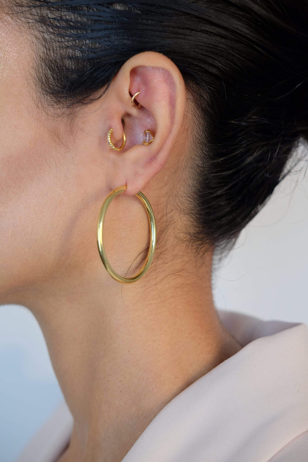 Roberto Coin 18K Yellow Gold Hoops | J.R. Dunn Jewelers