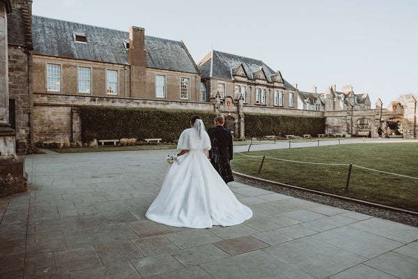 Winter wedding bride and groom