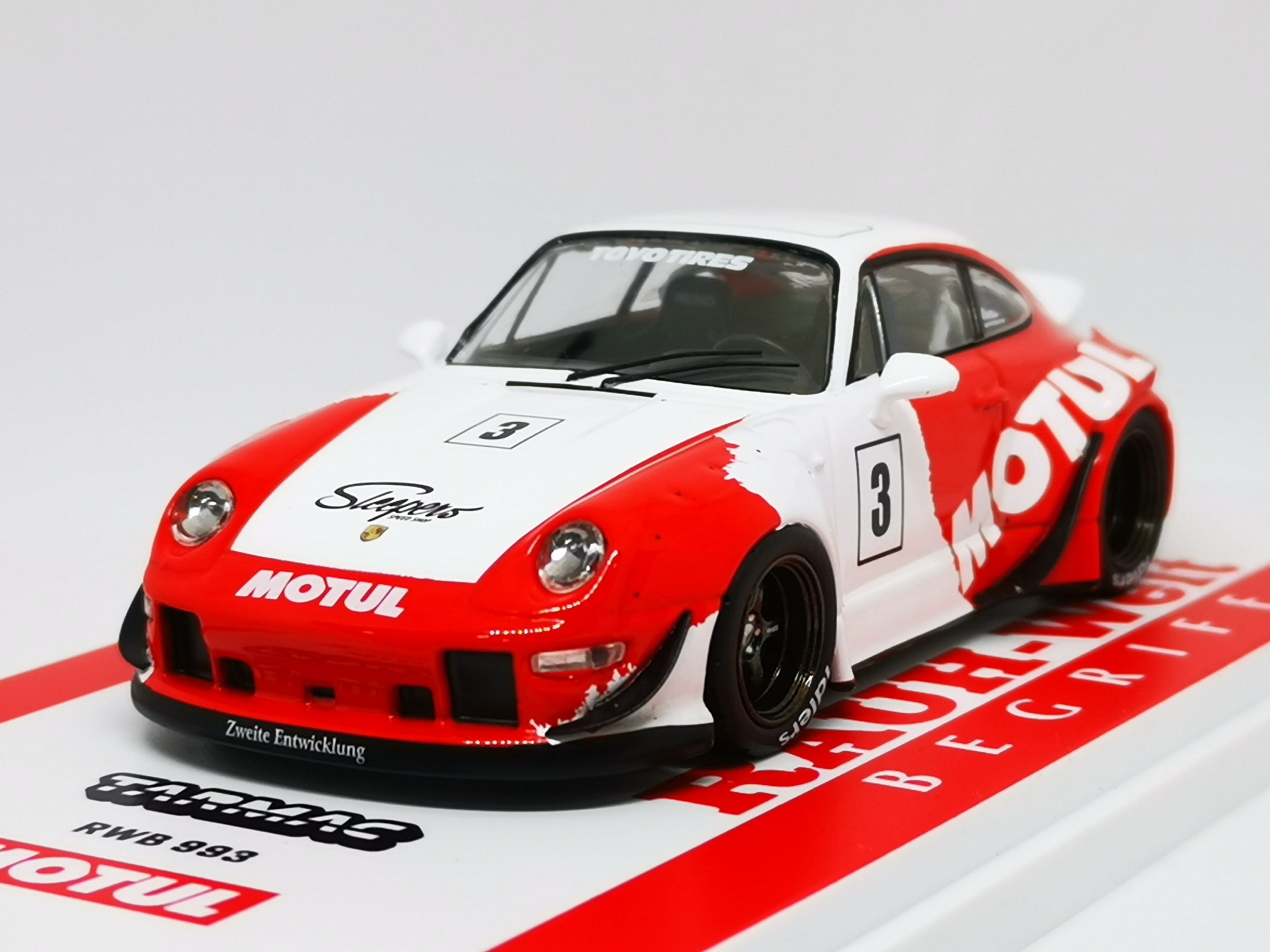 Tarmacworks 1:43 Scale Porsche 930 RWB Southern Cross – Mobile