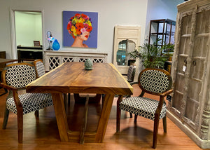 EARTH- Straight edge, Free form inside, Chamcha wood dining table with wooden legs