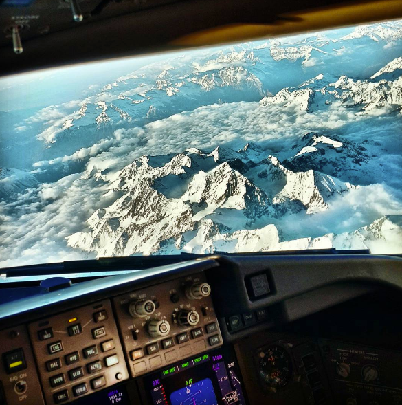 flyguy-flying-over-snow-mountains