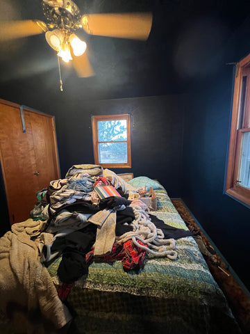 Before Picture of an older ranch bedroom