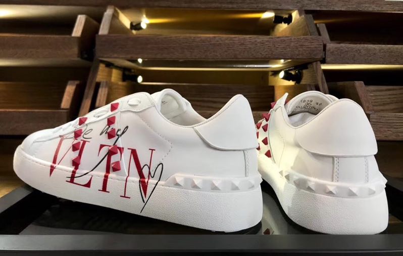 be my vltn sneakers