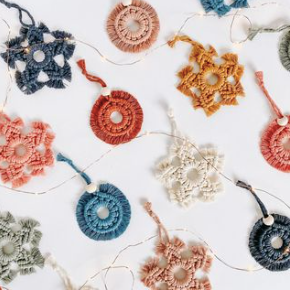 macrame holiday ornaments