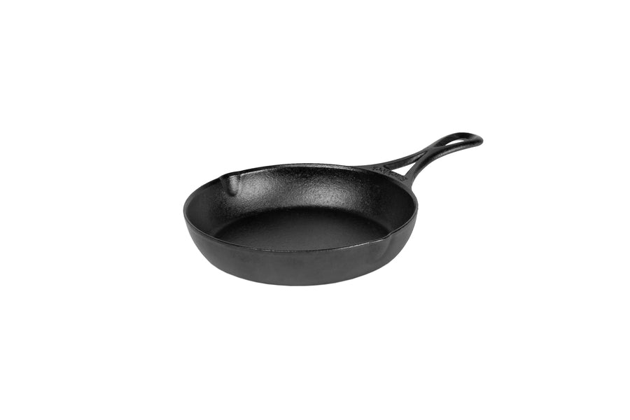 Gadget Post – Field Cast Iron Skillet