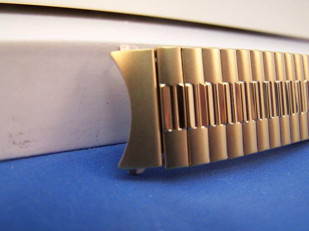 Seiko WatchBand Back Plate# 7N43-8A89 18mm gold tone Stretch Band w/Cu –  WristWatcher
