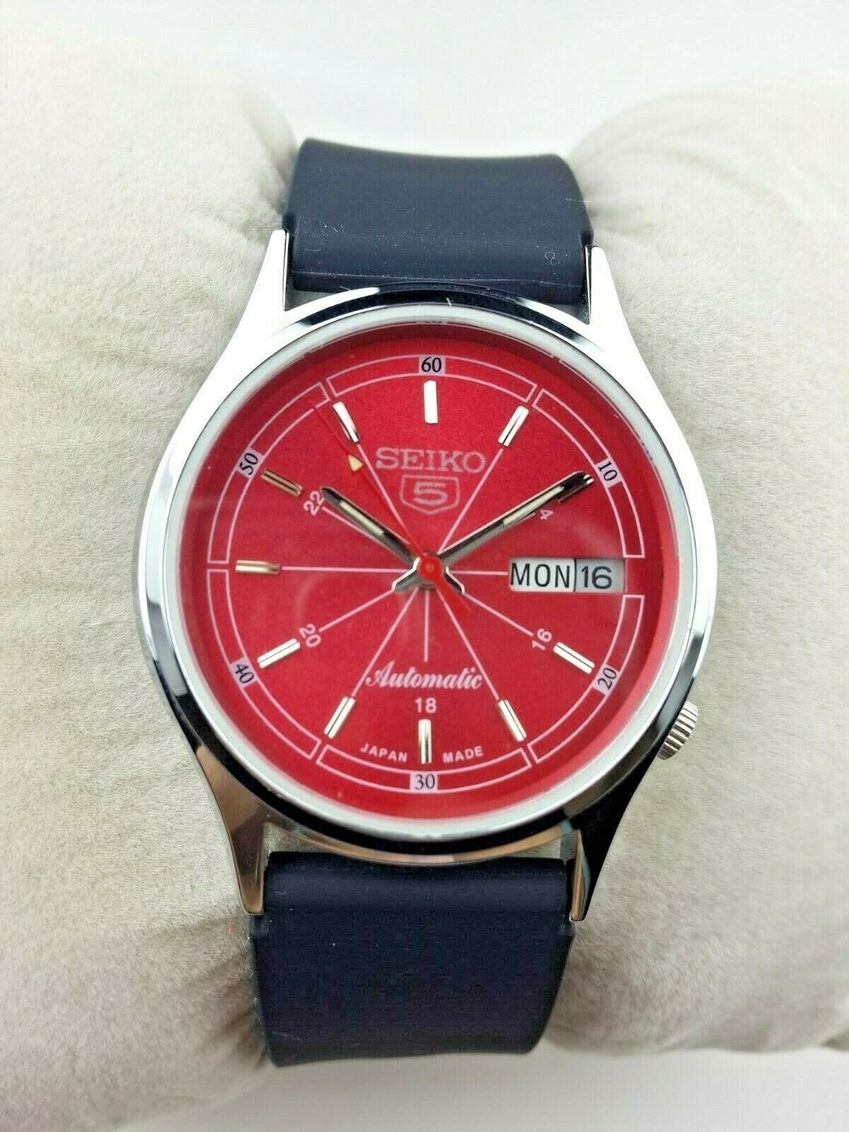 1980's Seiko 5 Red Dial Automatic – JT Vintage Watches