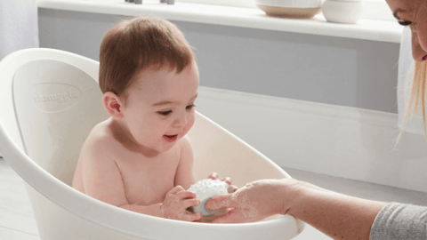 shnuggle baby bath with plug