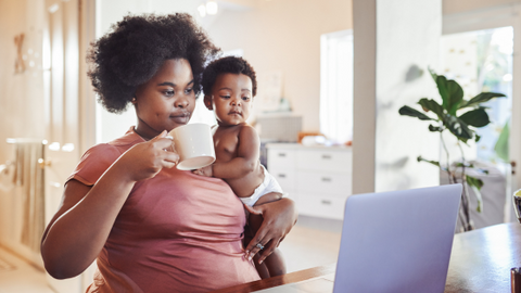 Navigating Early Motherhood