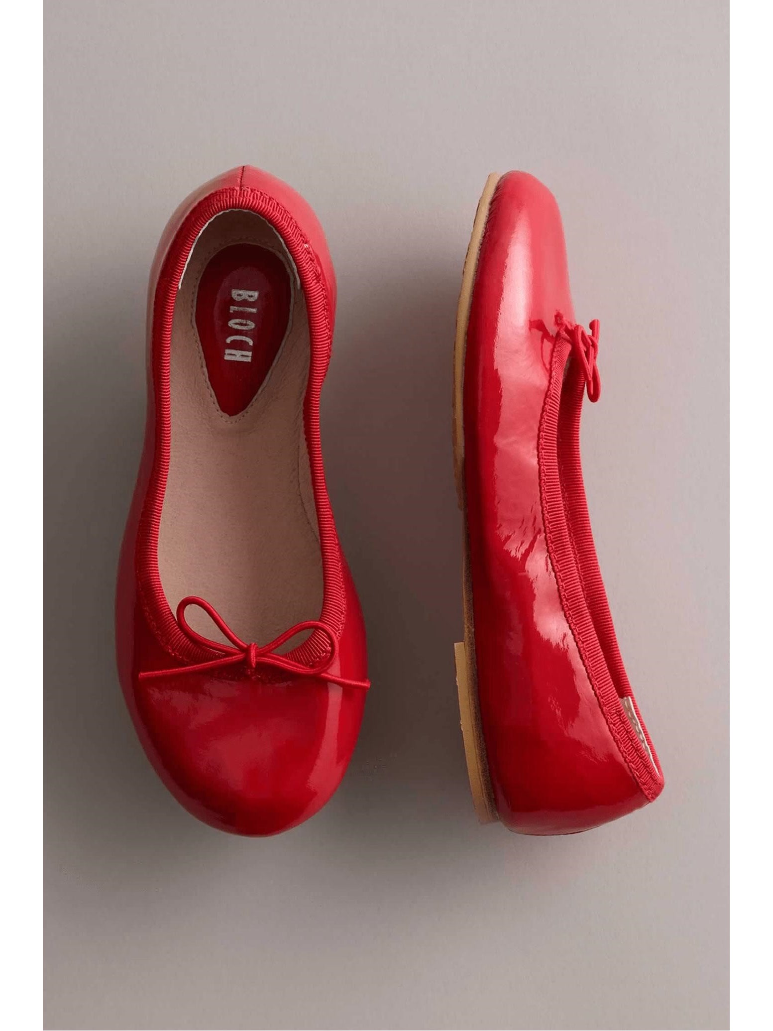 girls red ballet pumps
